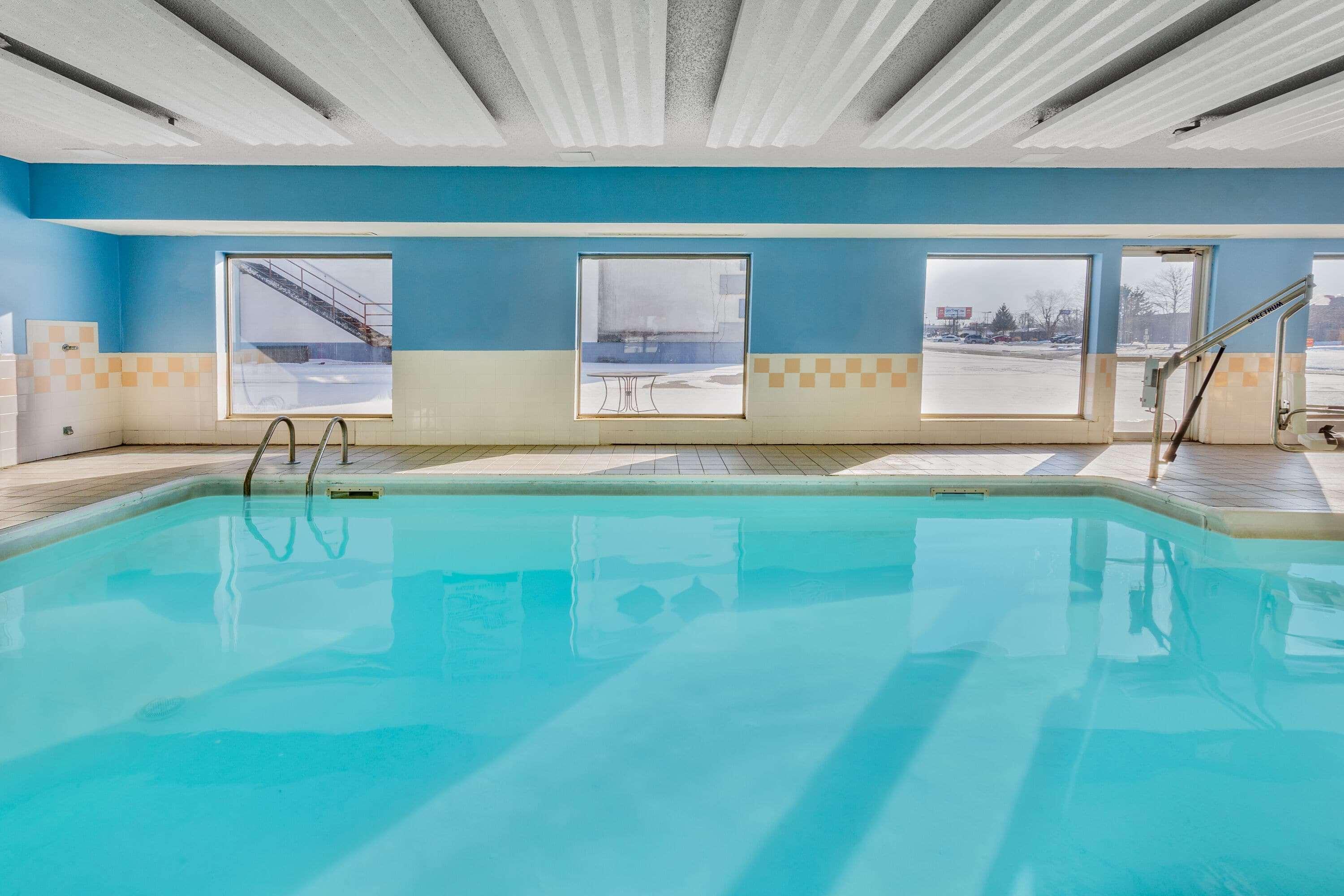 Super 8 By Wyndham Kokomo Eksteriør bilde